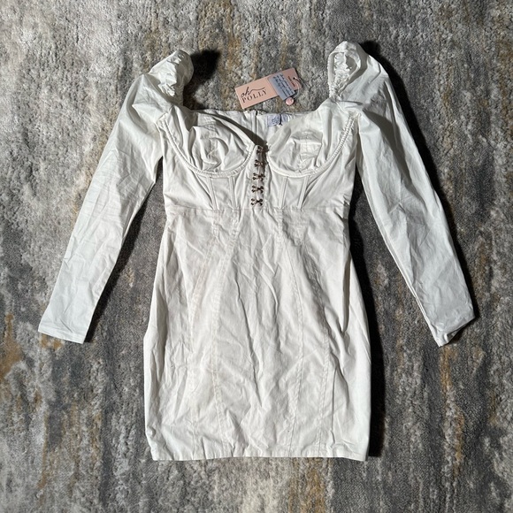 Oh Polly White Dress! NWT! - Picture 2 of 6